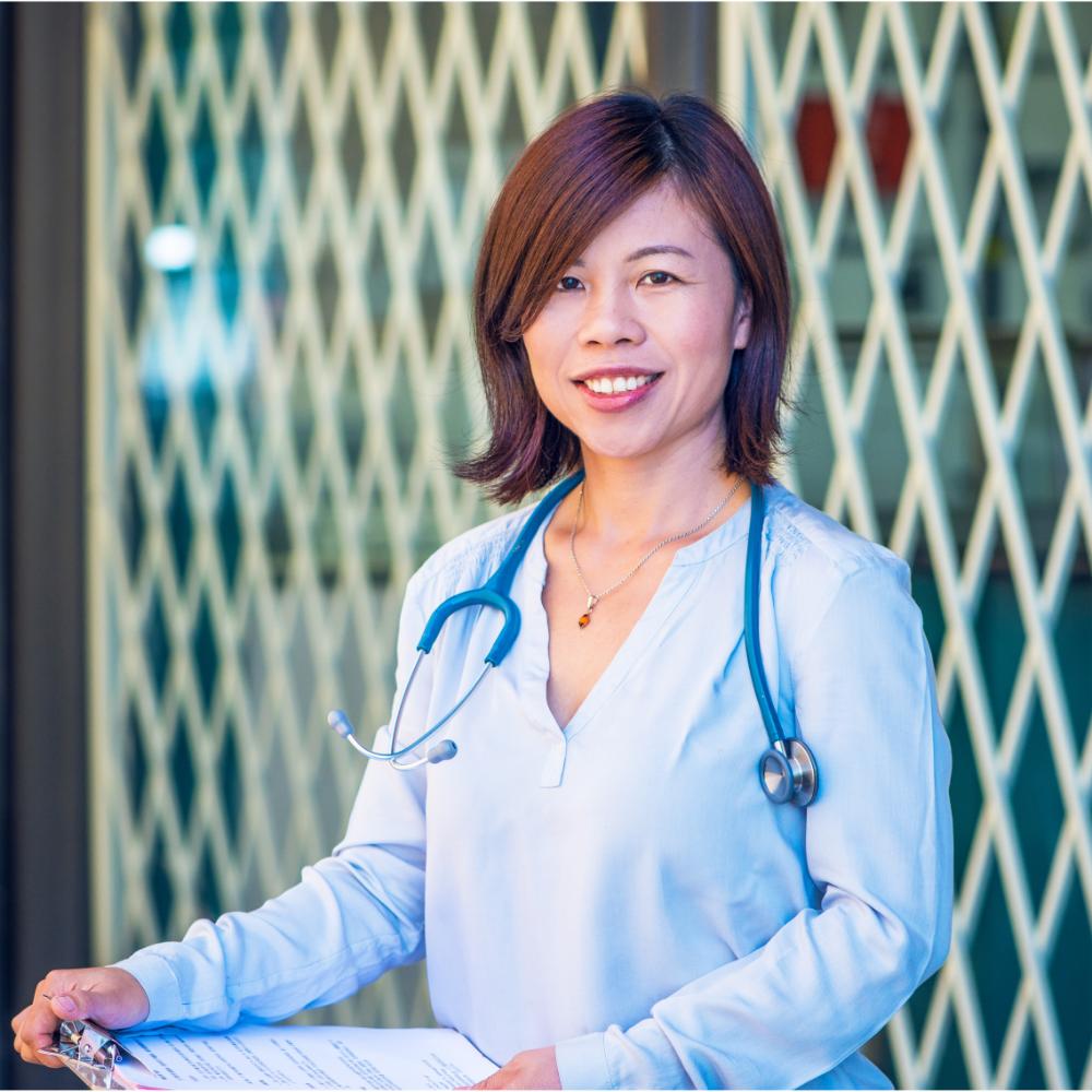 Lisa, founder of Healthy7 and registered practical nurse