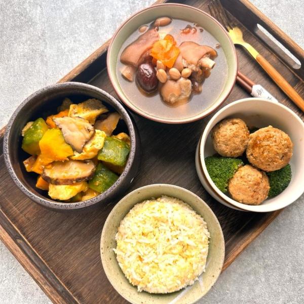 Warm dinner dishes included in Healthy7 pregnancy loss recovery meals